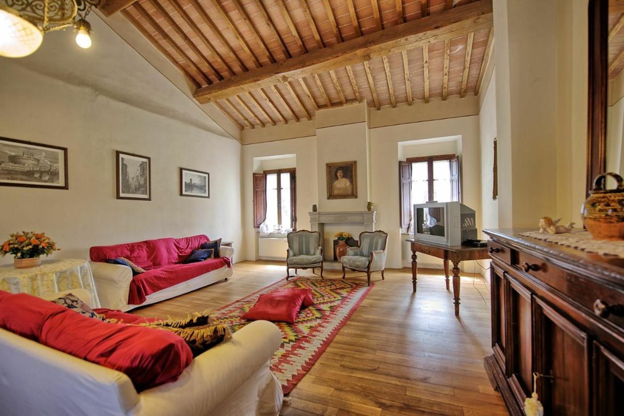 Villa Capolona By Posarellivillas Calbenzano Exterior photo