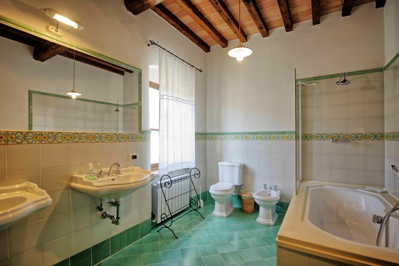 Villa Capolona By Posarellivillas Calbenzano Exterior photo