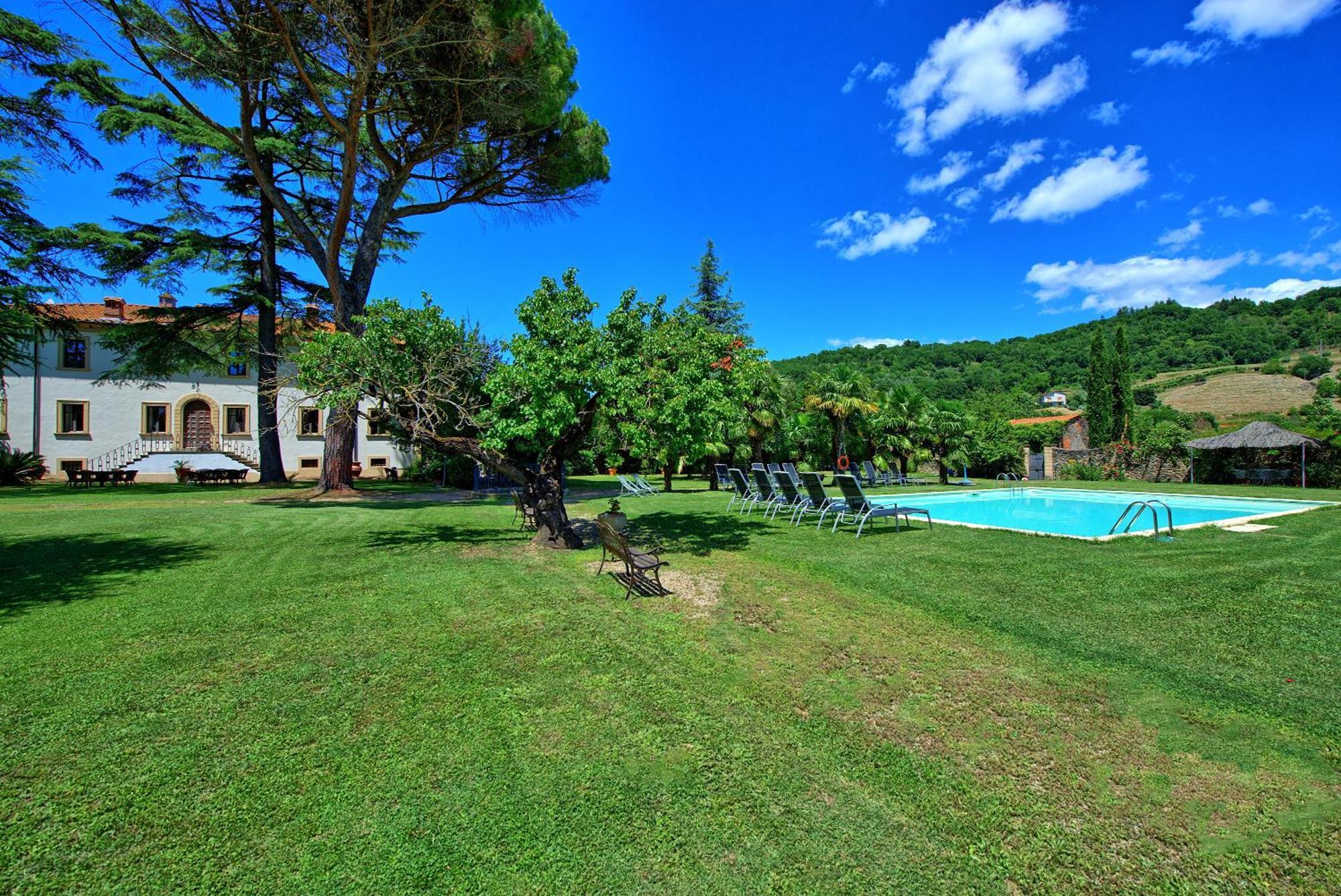 Villa Capolona By Posarellivillas Calbenzano Exterior photo